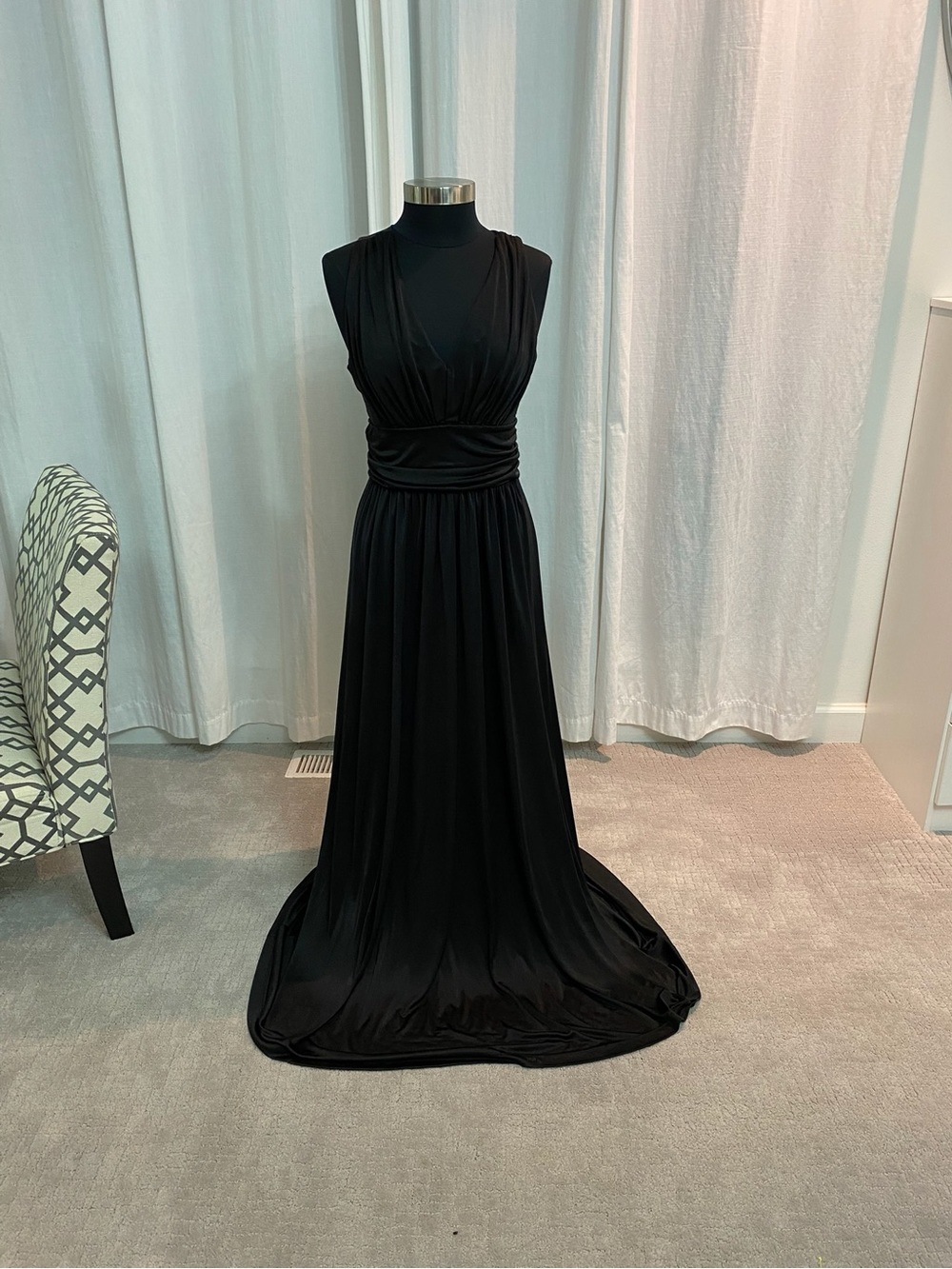 Express Black Sleeveless L Maxi Gown